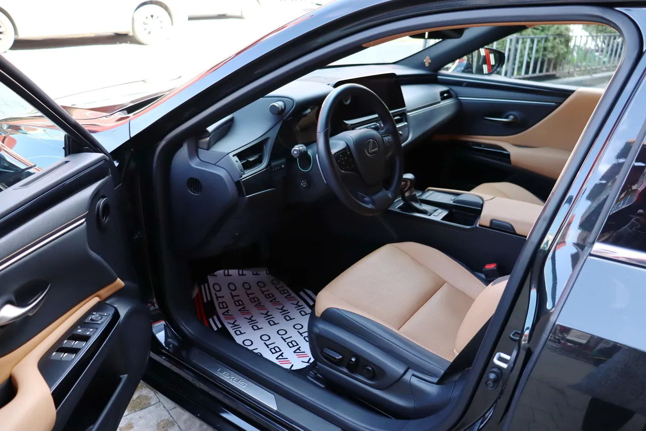 Lexus ES - фото 14