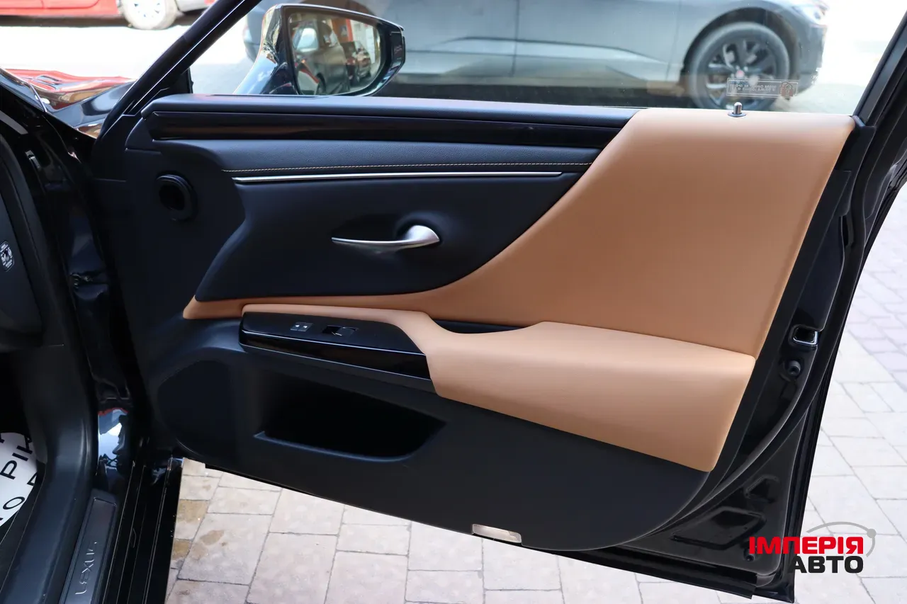 Lexus ES - фото 43