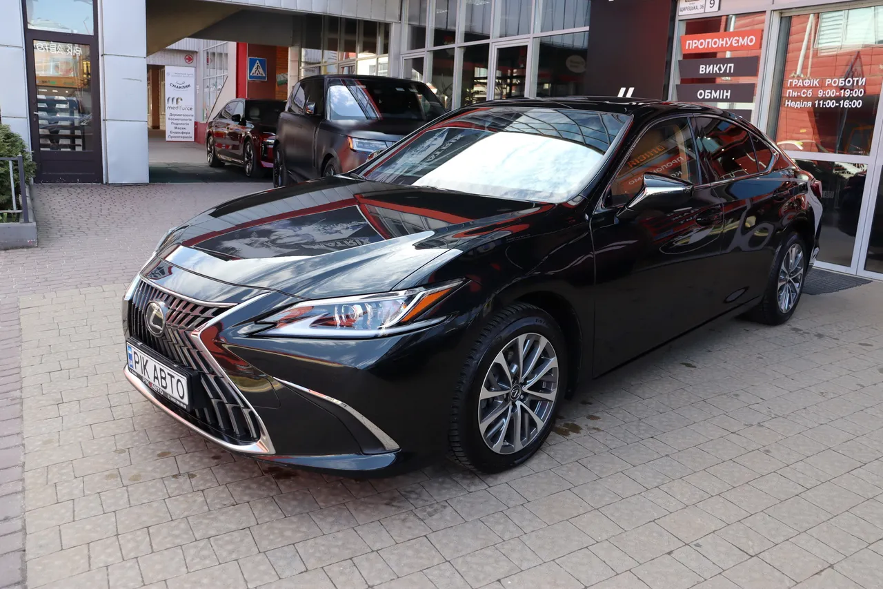 Lexus ES - фото 2