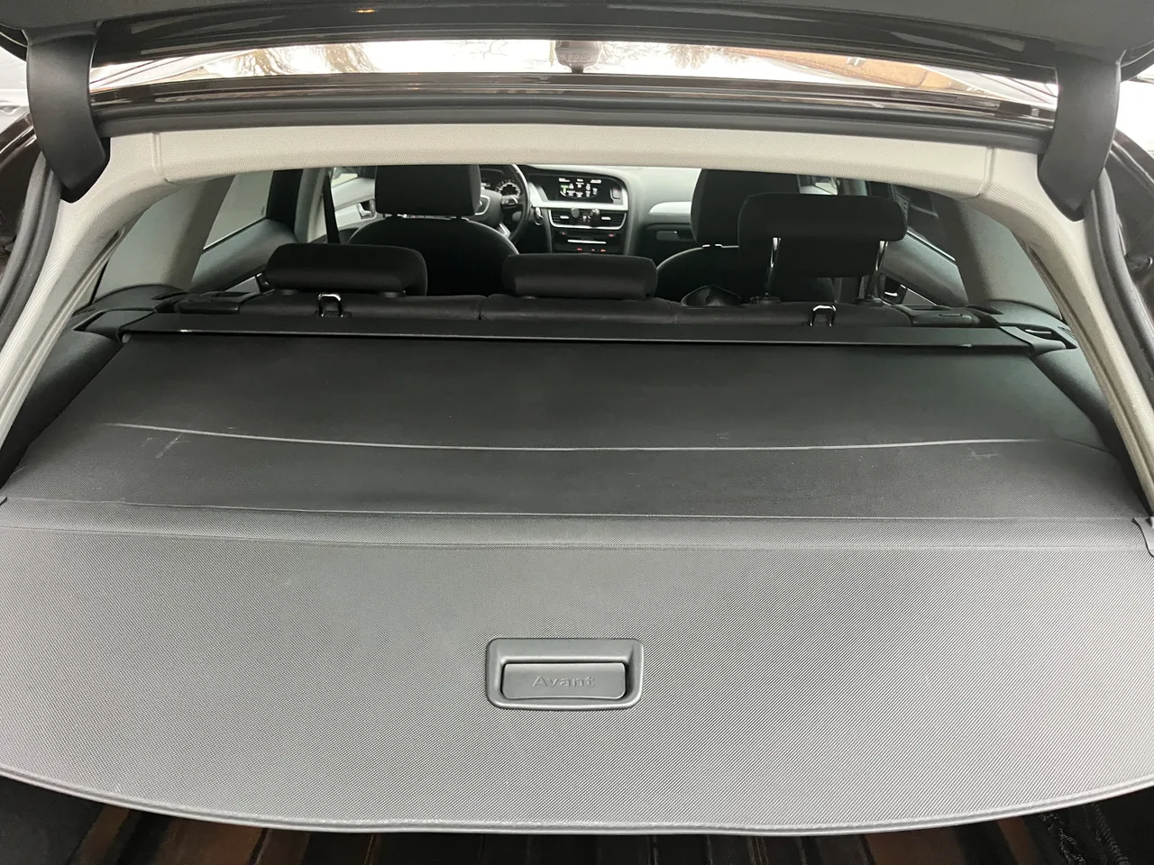 Audi A4 - фото 18