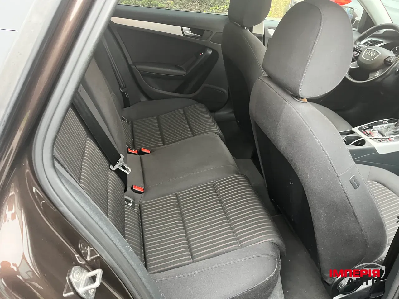 Audi A4 - фото 15