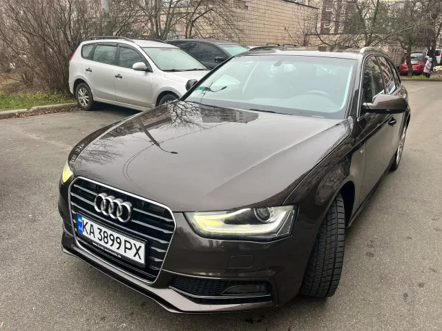 Audi A4 - фото 1