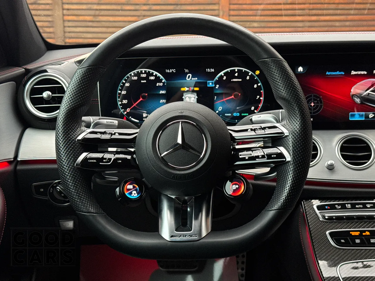 Mercedes-Benz E-Класс AMG - фото 36