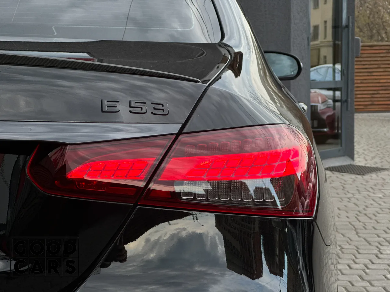 Mercedes-Benz E-Класс AMG - фото 11