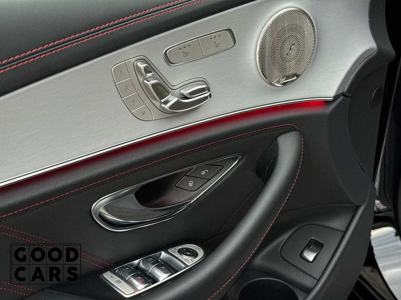 Mercedes-Benz E-Класс AMG - фото 24