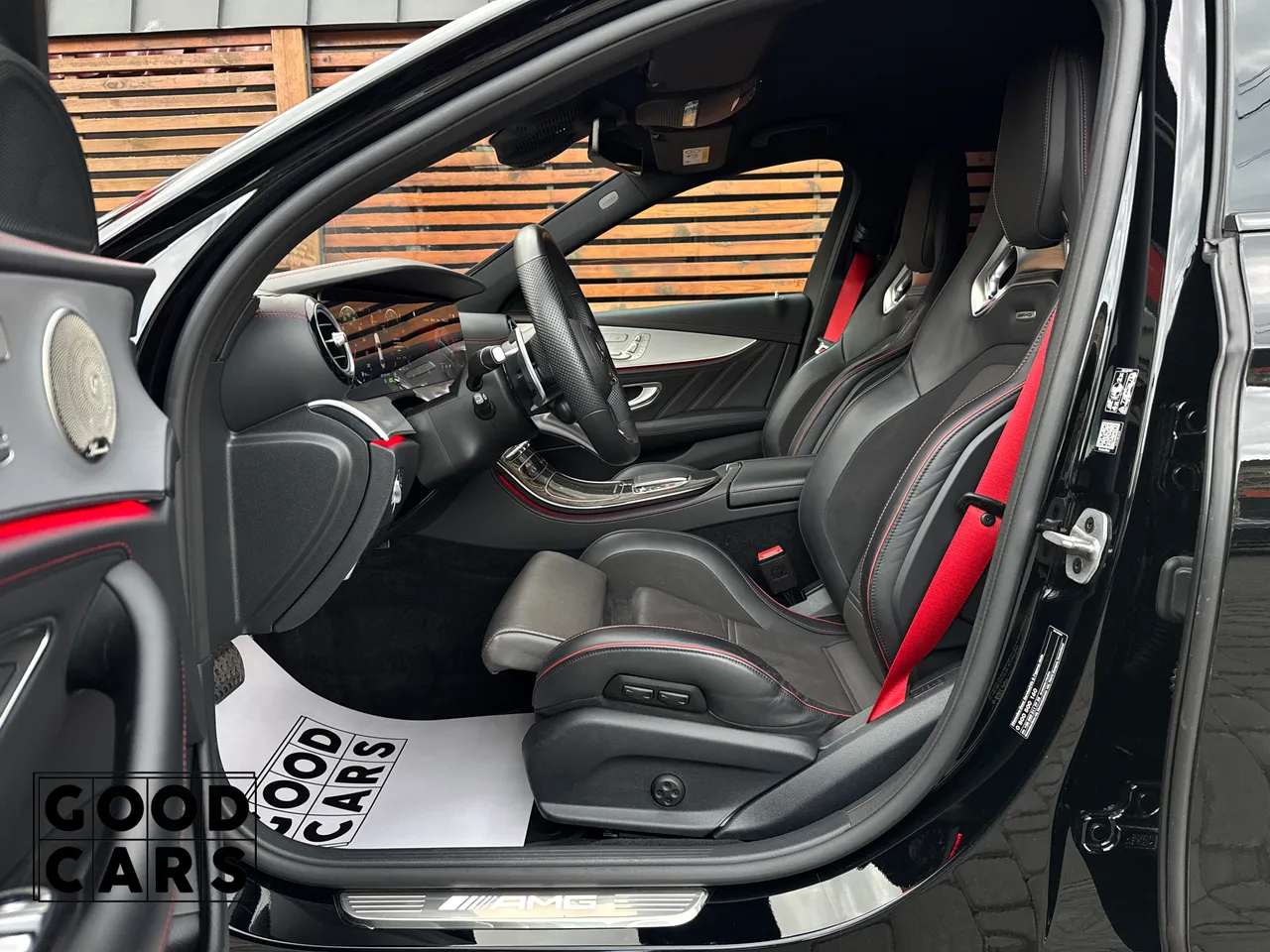 Mercedes-Benz E-Класс AMG - фото 27