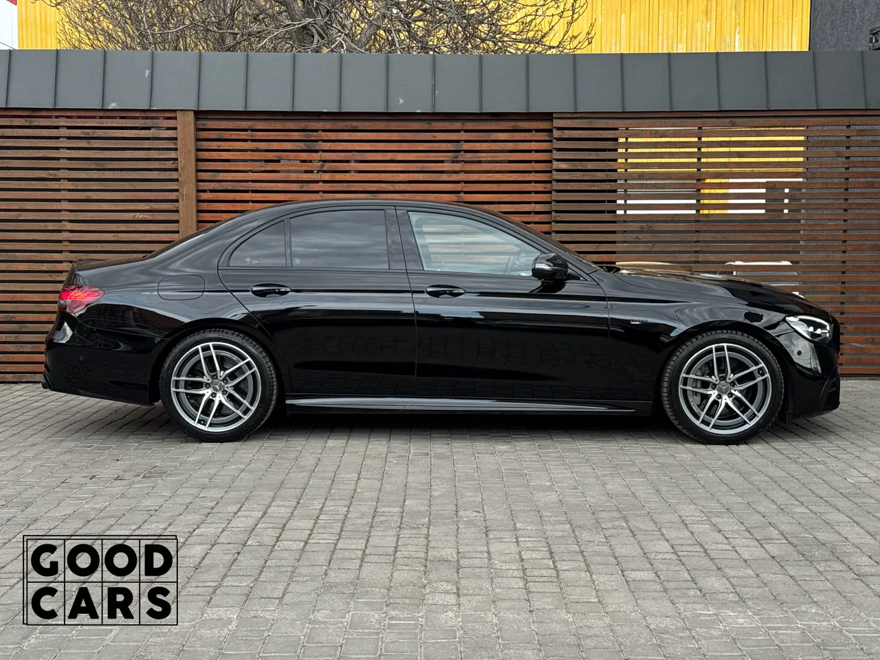 Mercedes-Benz E-Класс AMG - фото 8