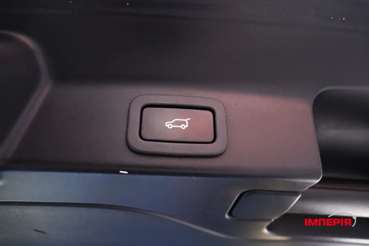 Jaguar F-Pace - фото 44