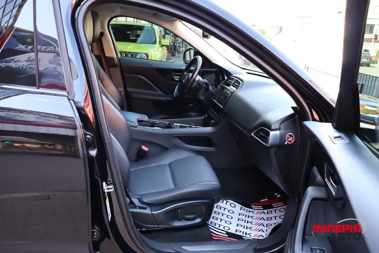 Jaguar F-Pace - фото 41