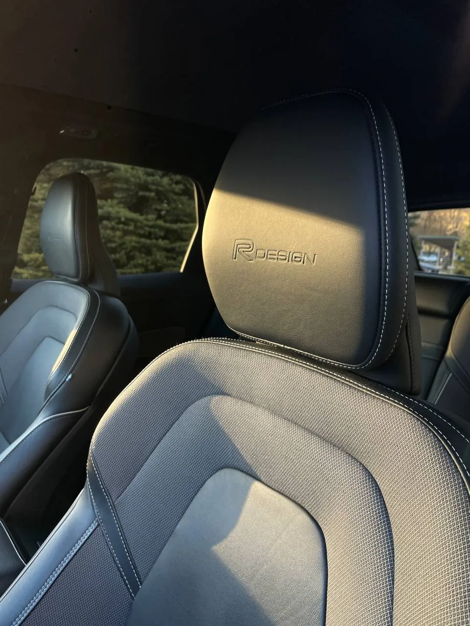 Volvo XC60 - фото 16