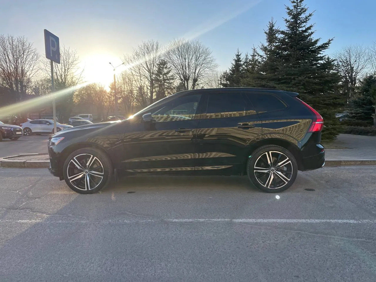 Volvo XC60 - фото 11