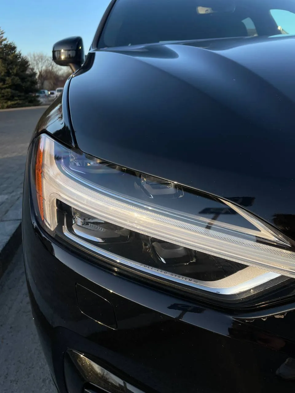 Volvo XC60 - фото 8