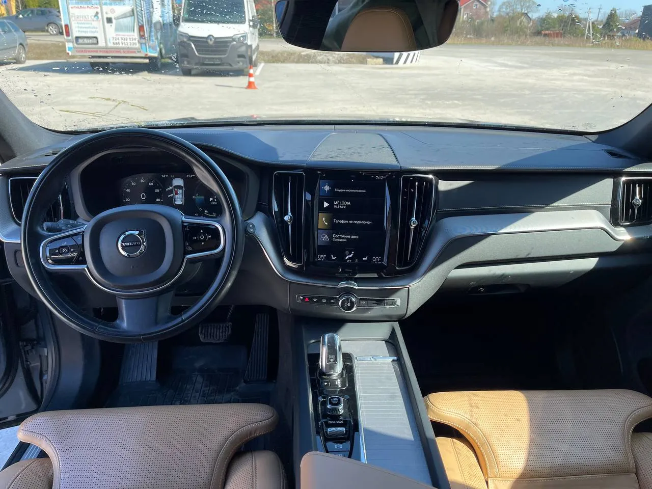 Volvo XC60 - фото 13