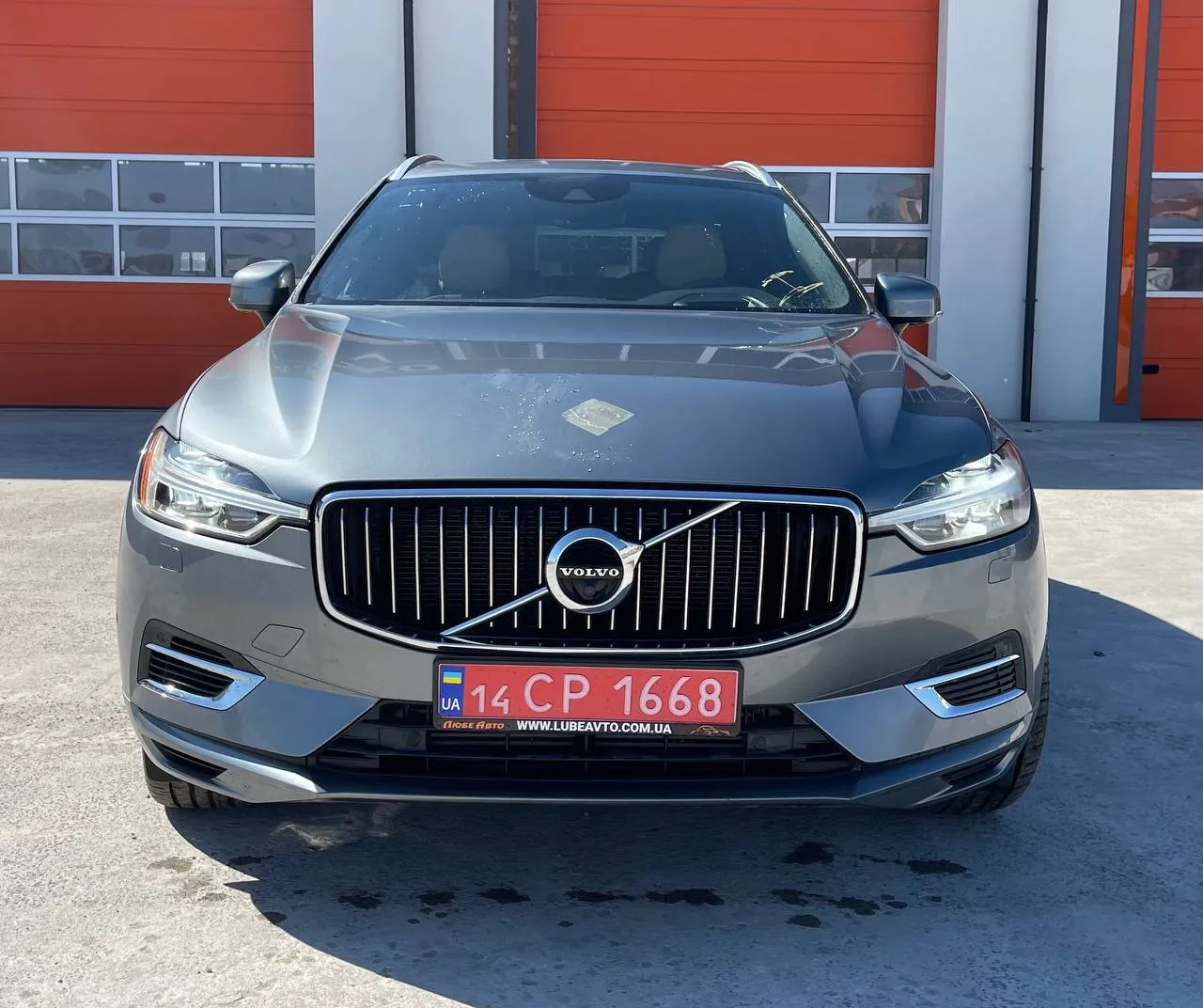 Volvo XC60 - фото 2