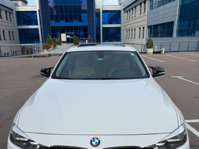 BMW 3 серії - фото 1