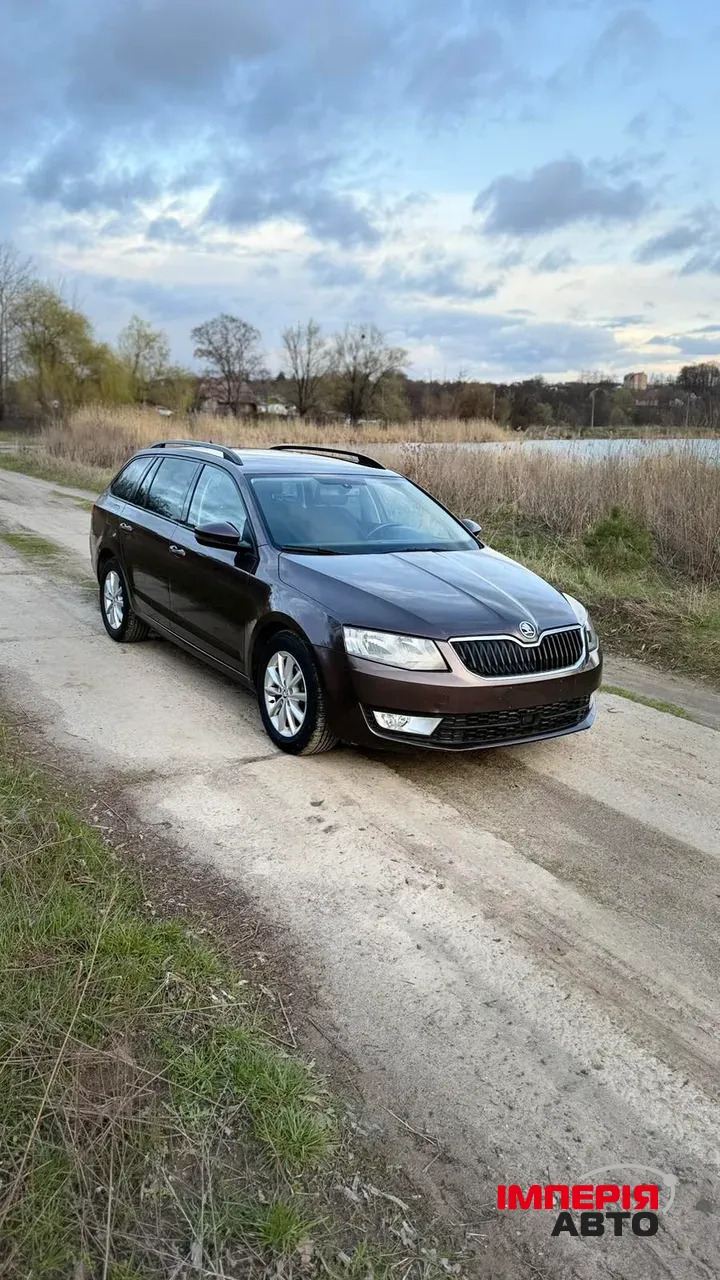 Skoda Octavia - фото 2