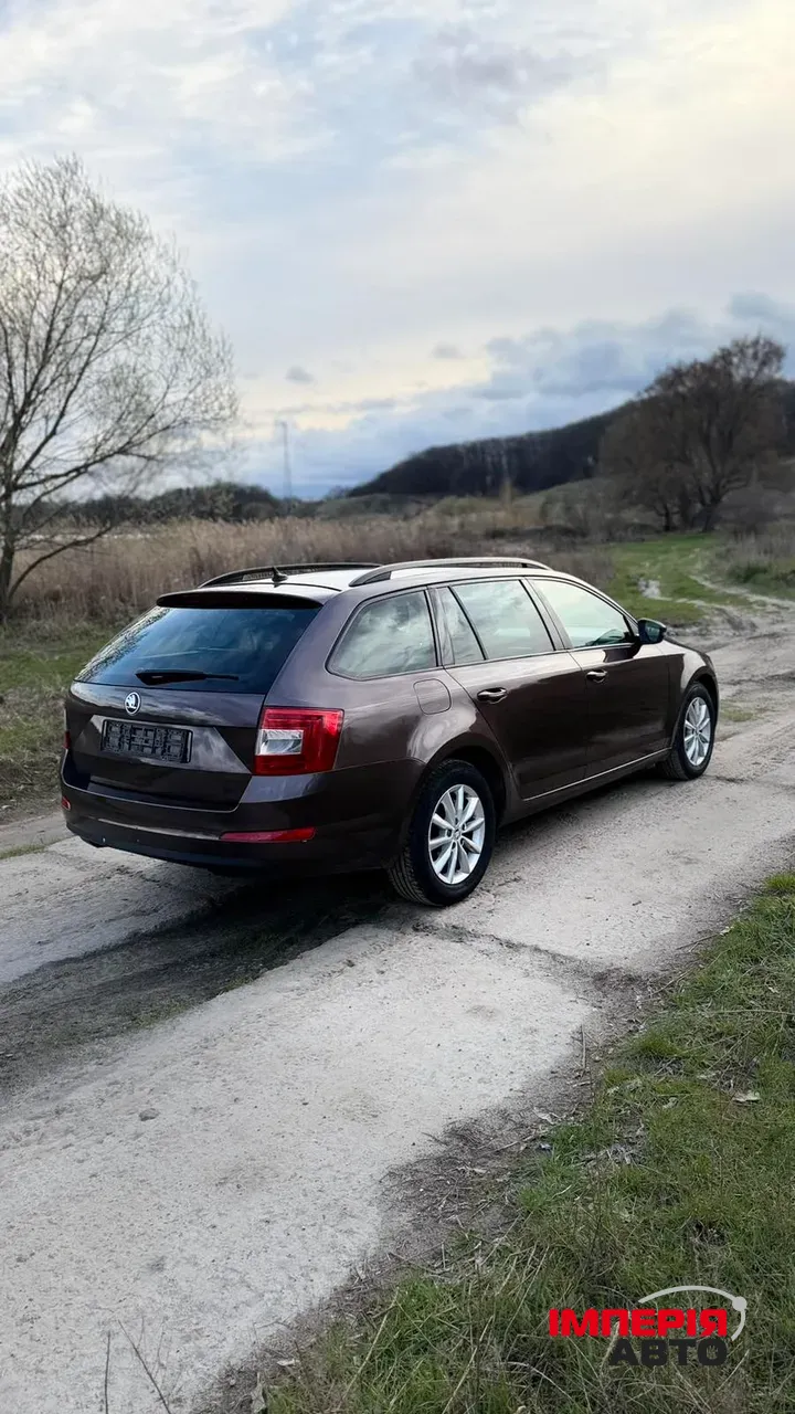 Skoda Octavia - фото 5