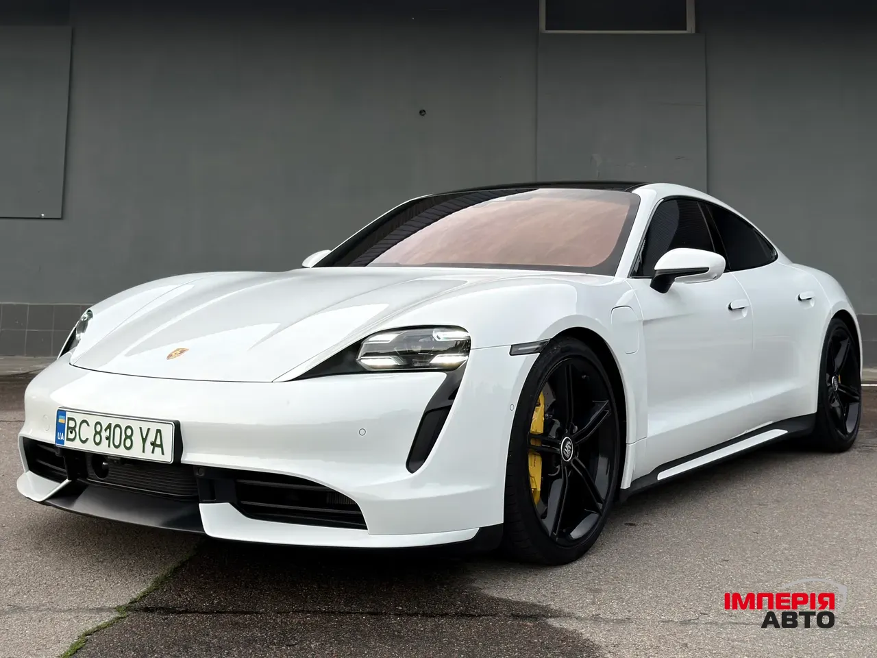 Porsche Taycan - фото 3