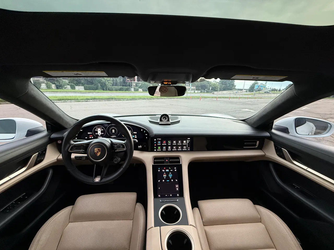 Porsche Taycan - фото 6