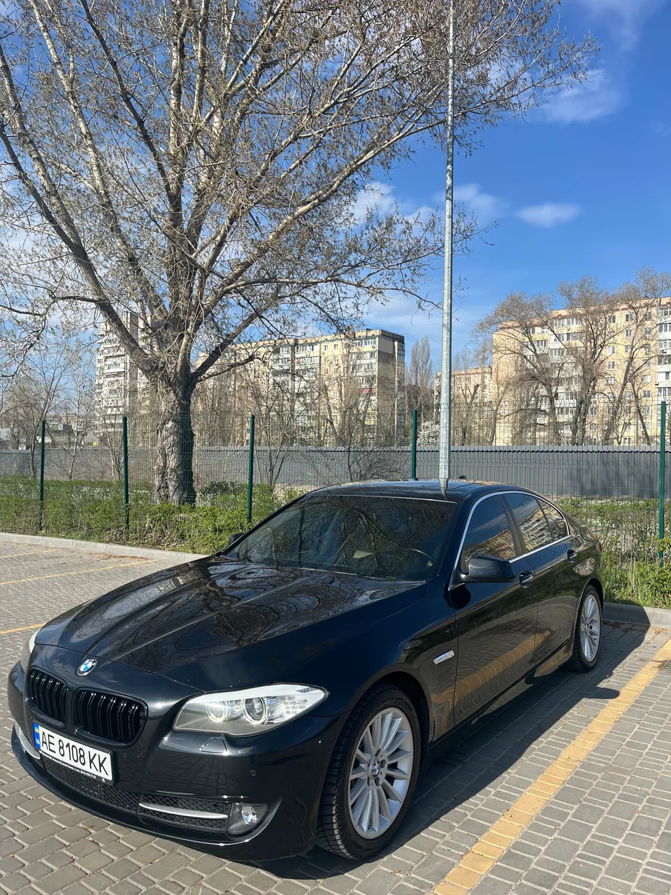 BMW 5 серії - фото 1