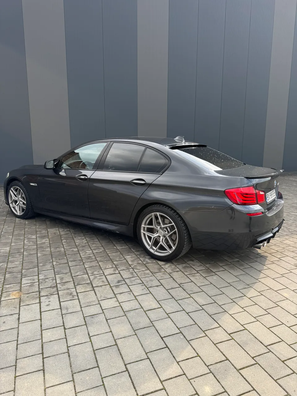 BMW 5 серії - фото 8