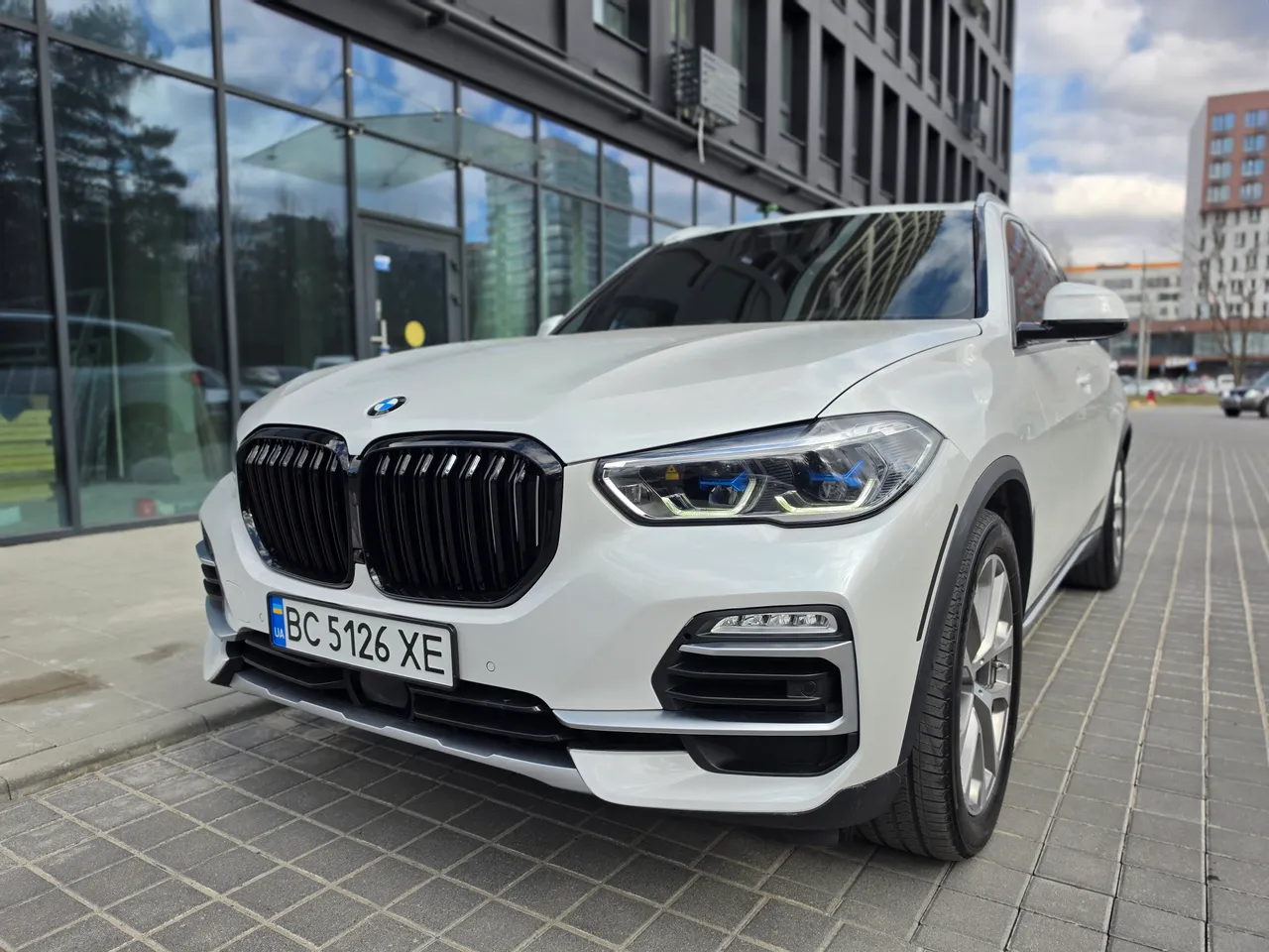 BMW X5 - фото 15