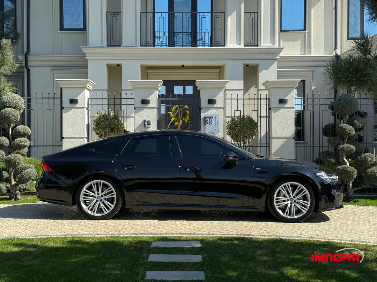 Audi A7 - фото 12