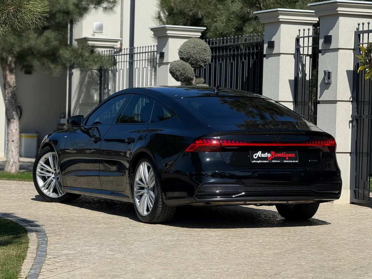 Audi A7 - фото 18