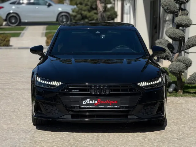 Audi A7 - фото 1