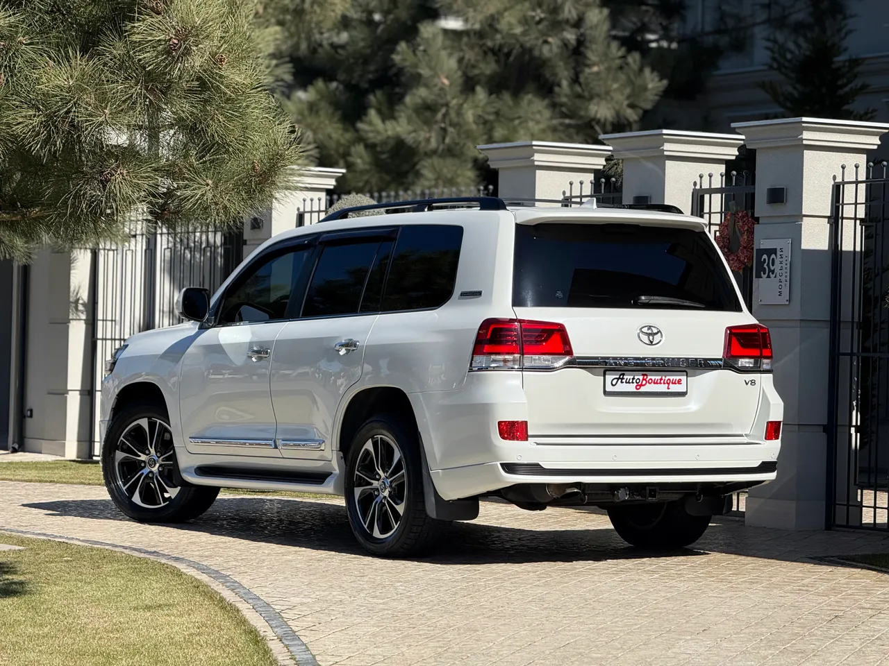 Toyota Land Cruiser - фото 9