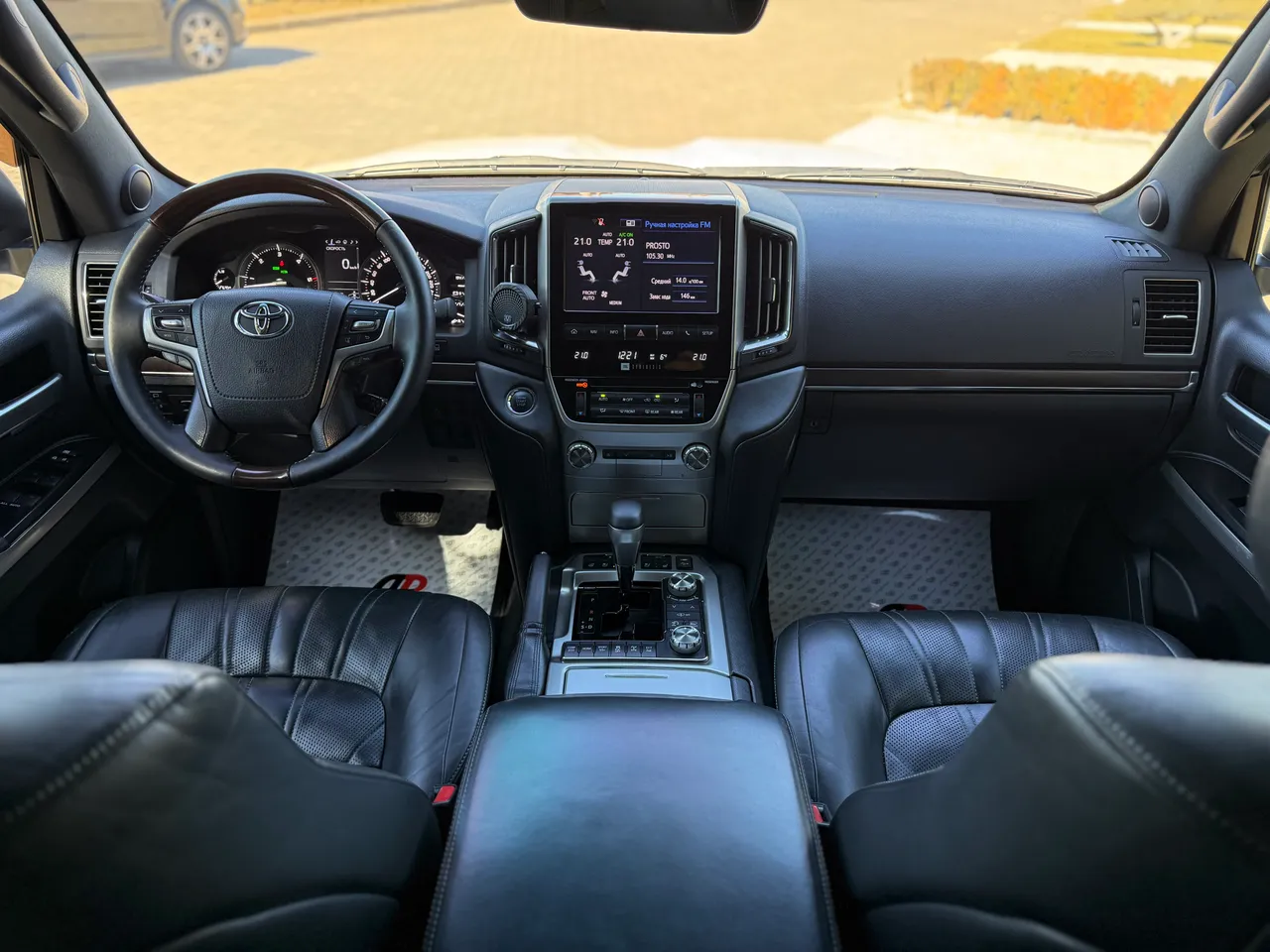 Toyota Land Cruiser - фото 30