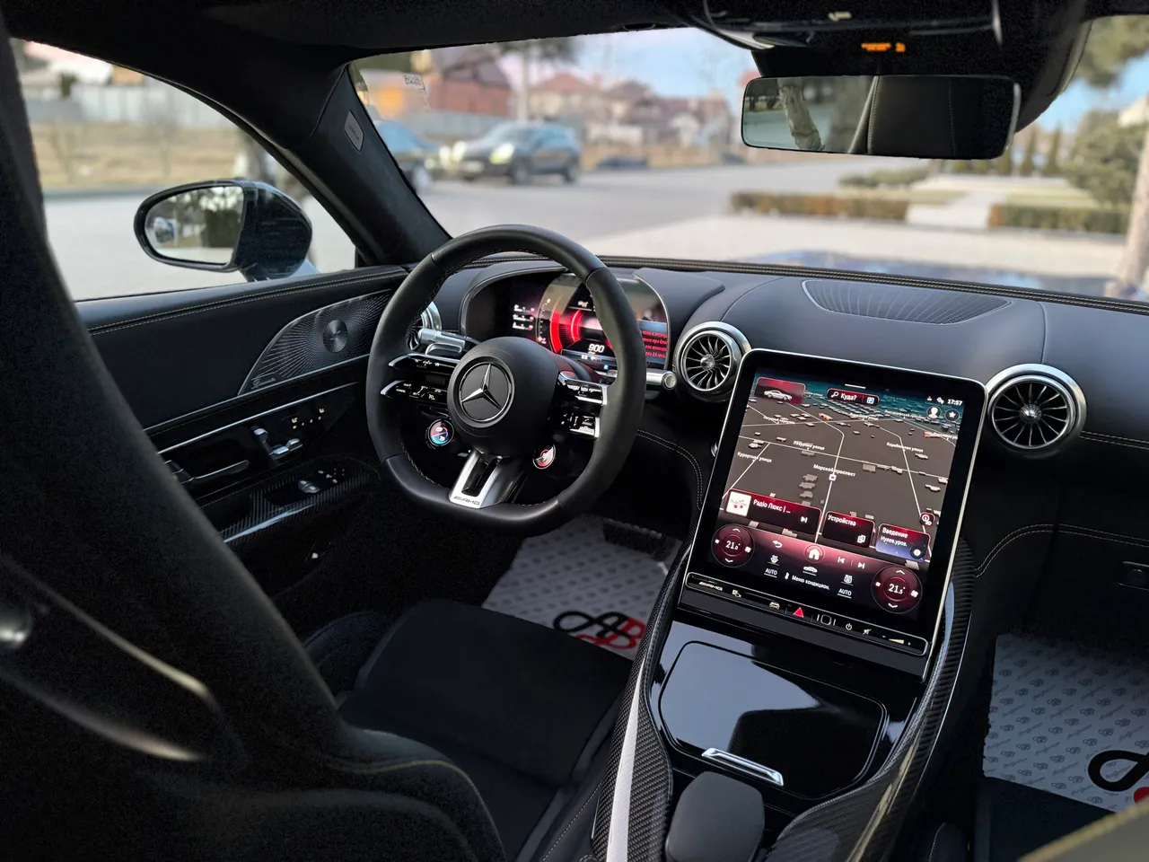 Mercedes-Benz AMG GT - фото 42