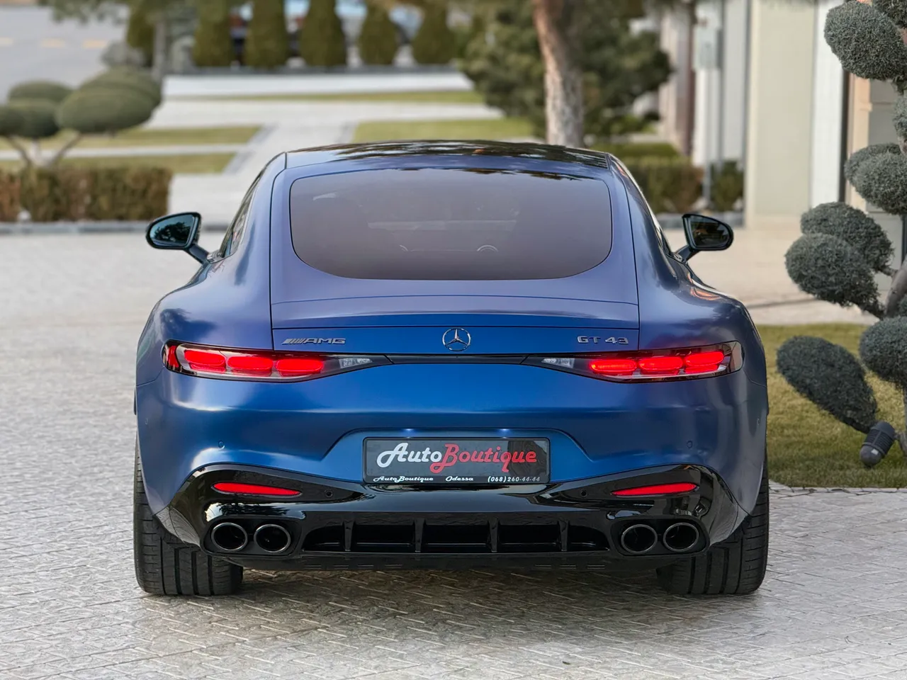 Mercedes-Benz AMG GT - фото 14