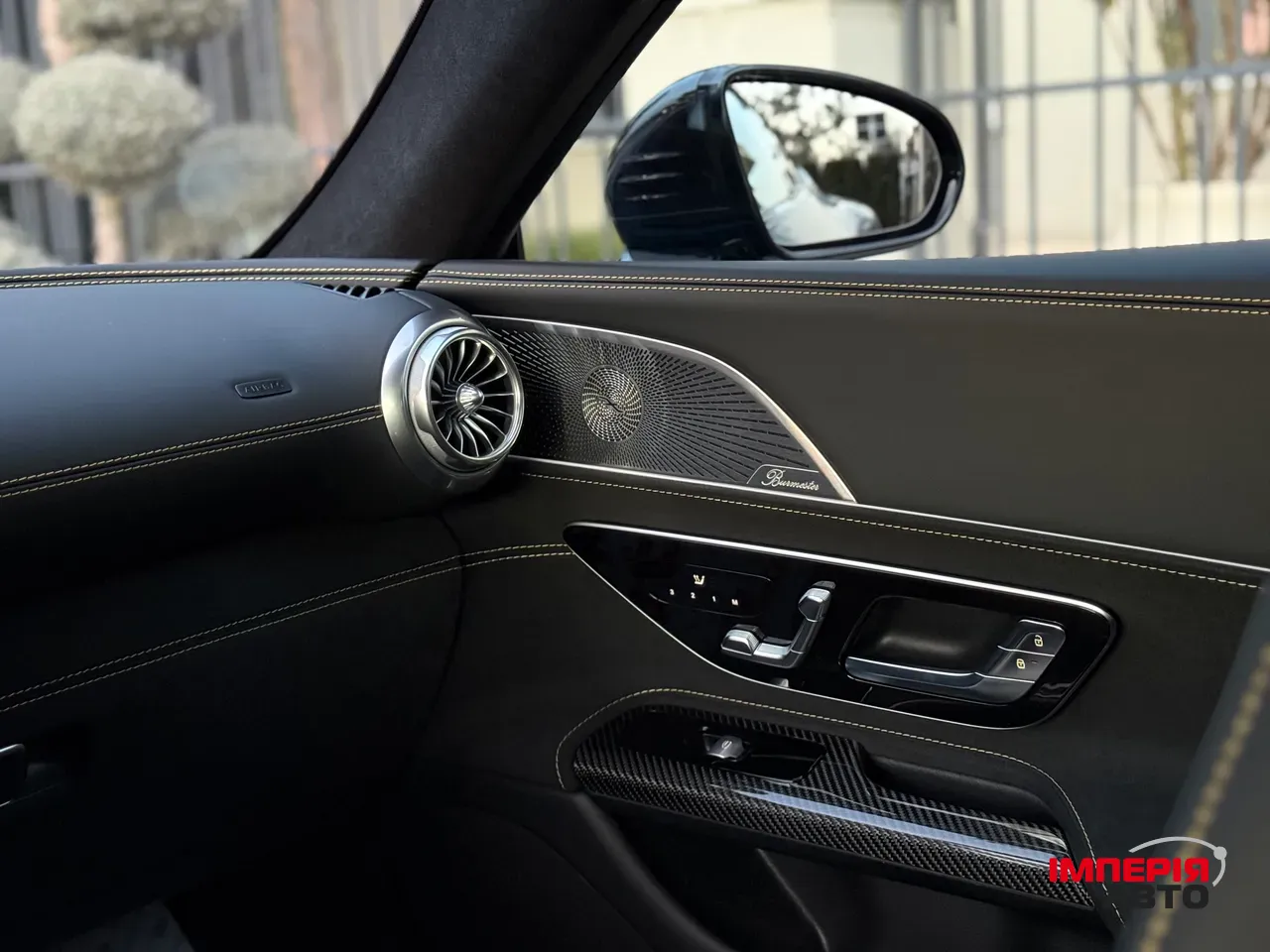 Mercedes-Benz AMG GT - фото 43