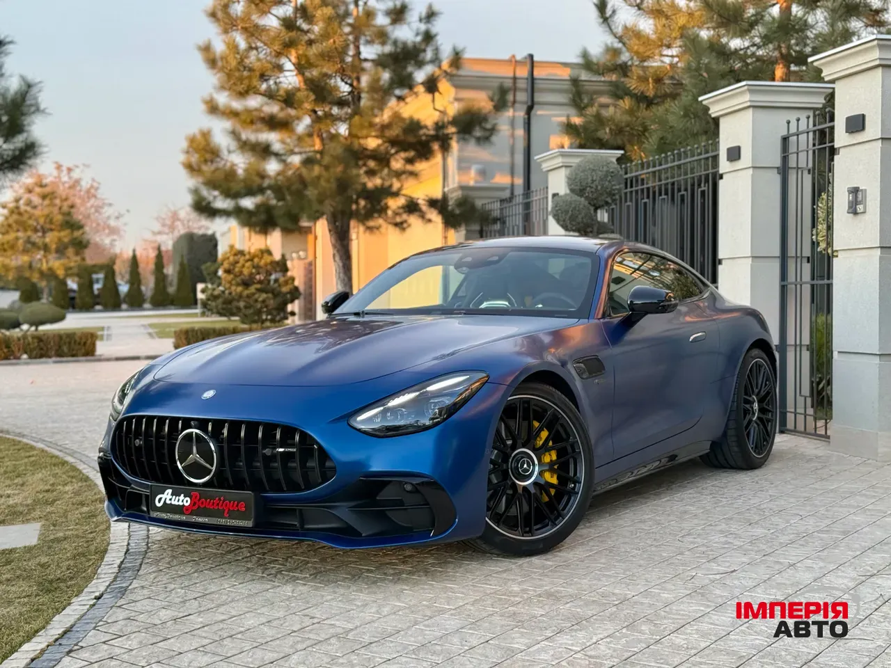 Mercedes-Benz AMG GT - фото 8