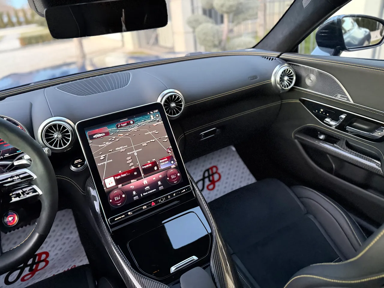 Mercedes-Benz AMG GT - фото 41