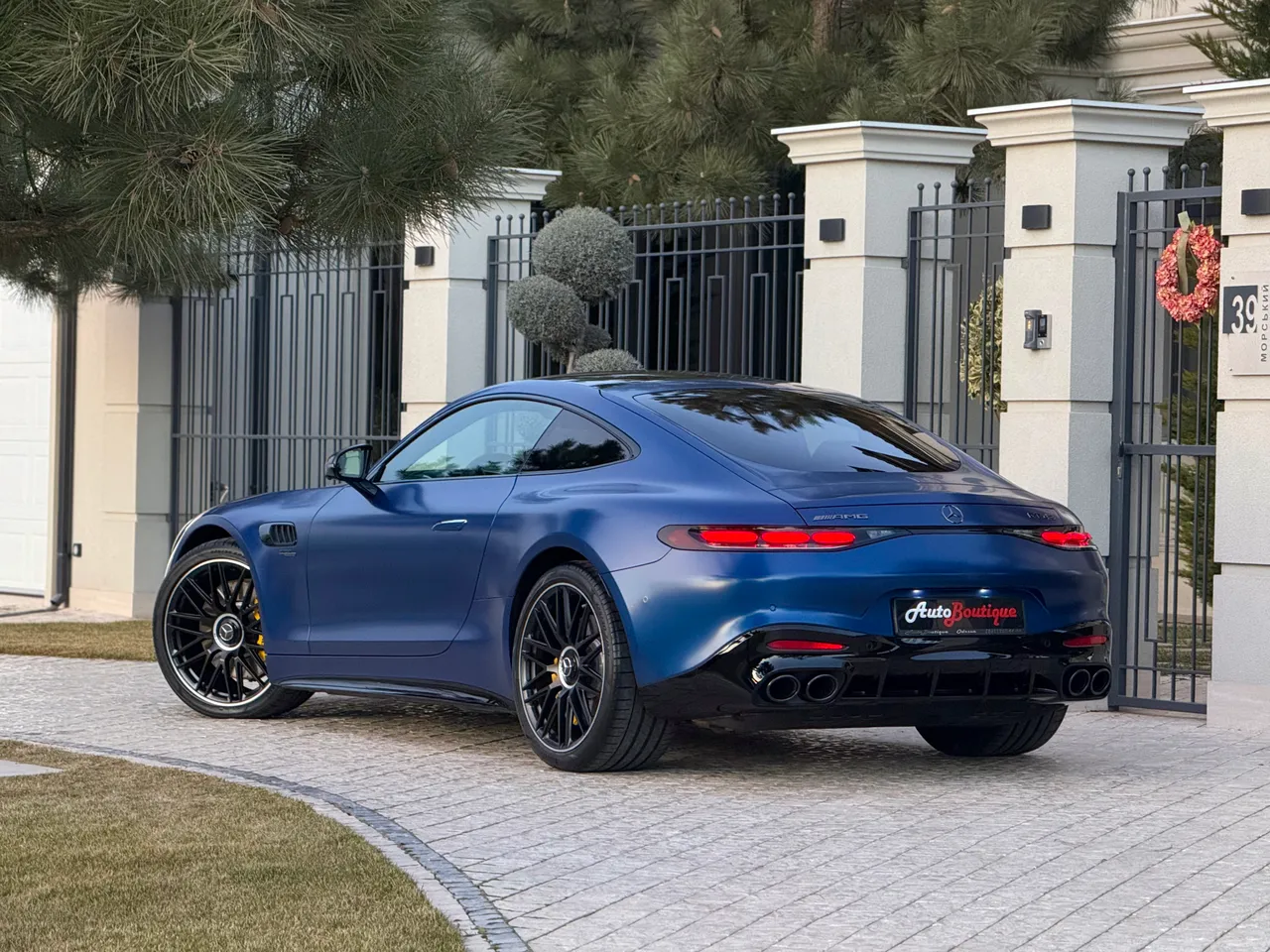 Mercedes-Benz AMG GT - фото 11