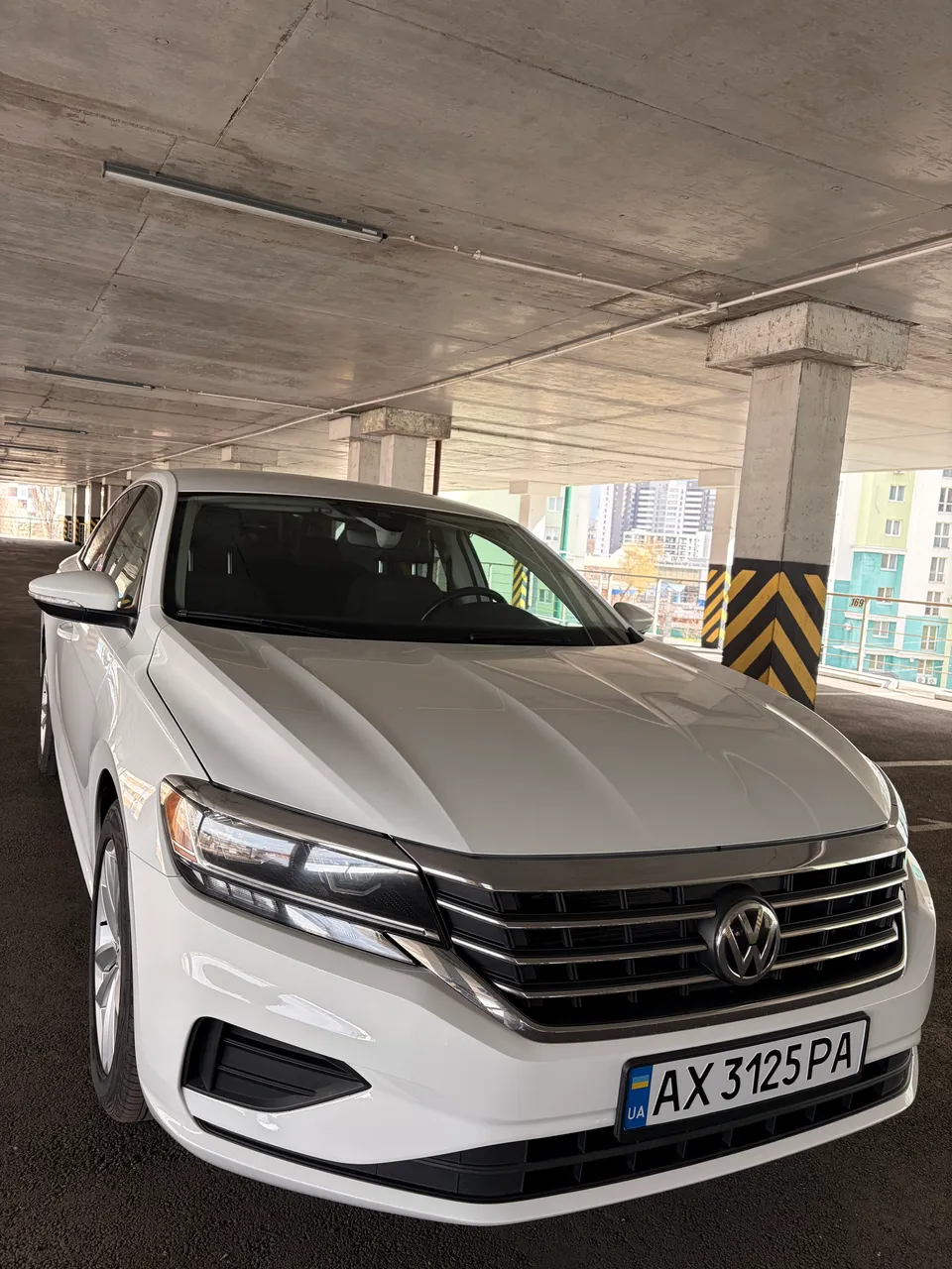 Volkswagen Passat - фото 2