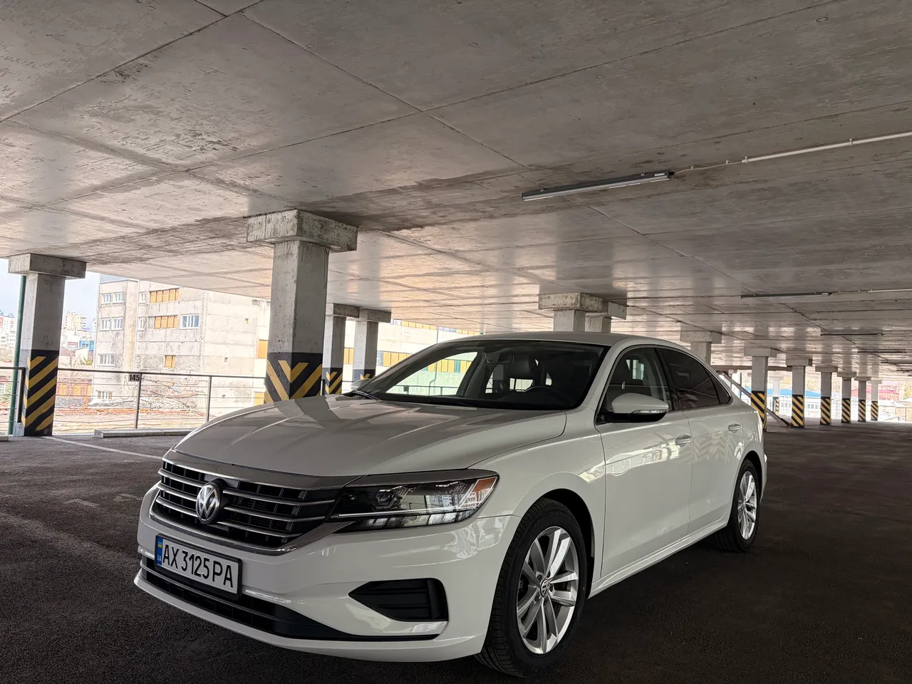 Volkswagen Passat - фото 5