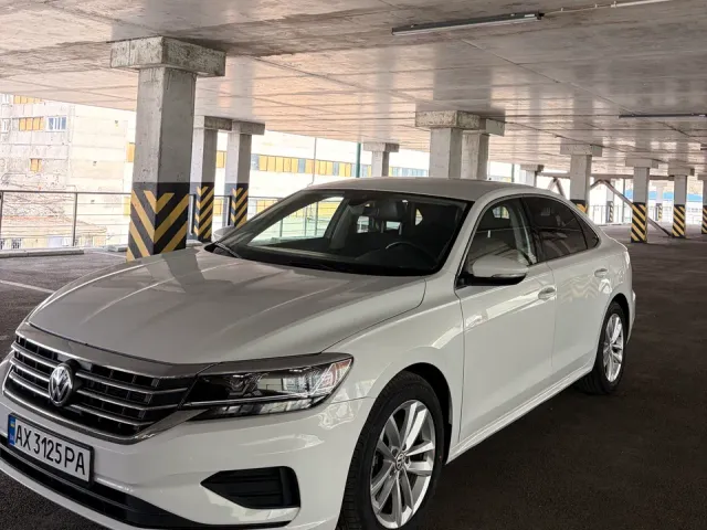 Volkswagen Passat - фото 4