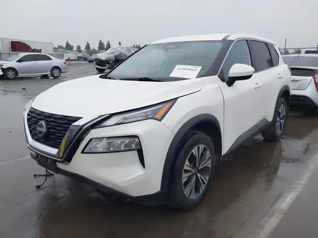 Nissan Rogue - фото 1