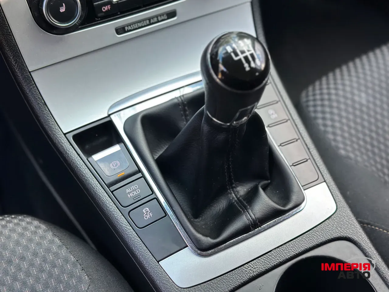 Volkswagen Passat - фото 22