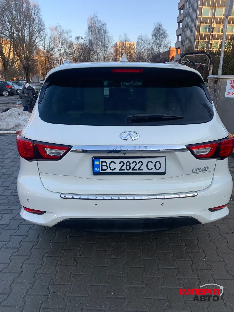 Infiniti QX60 - фото 5