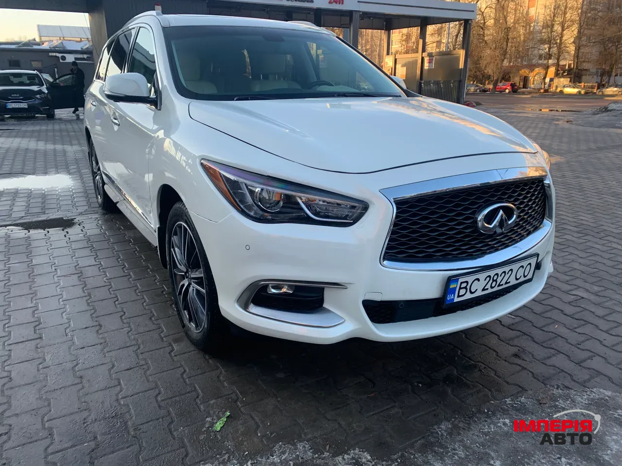 Infiniti QX60 - фото 7
