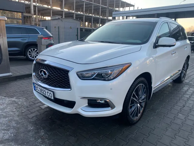 Infiniti QX60 - фото 1