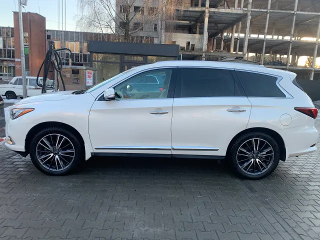 Infiniti QX60 - фото 2