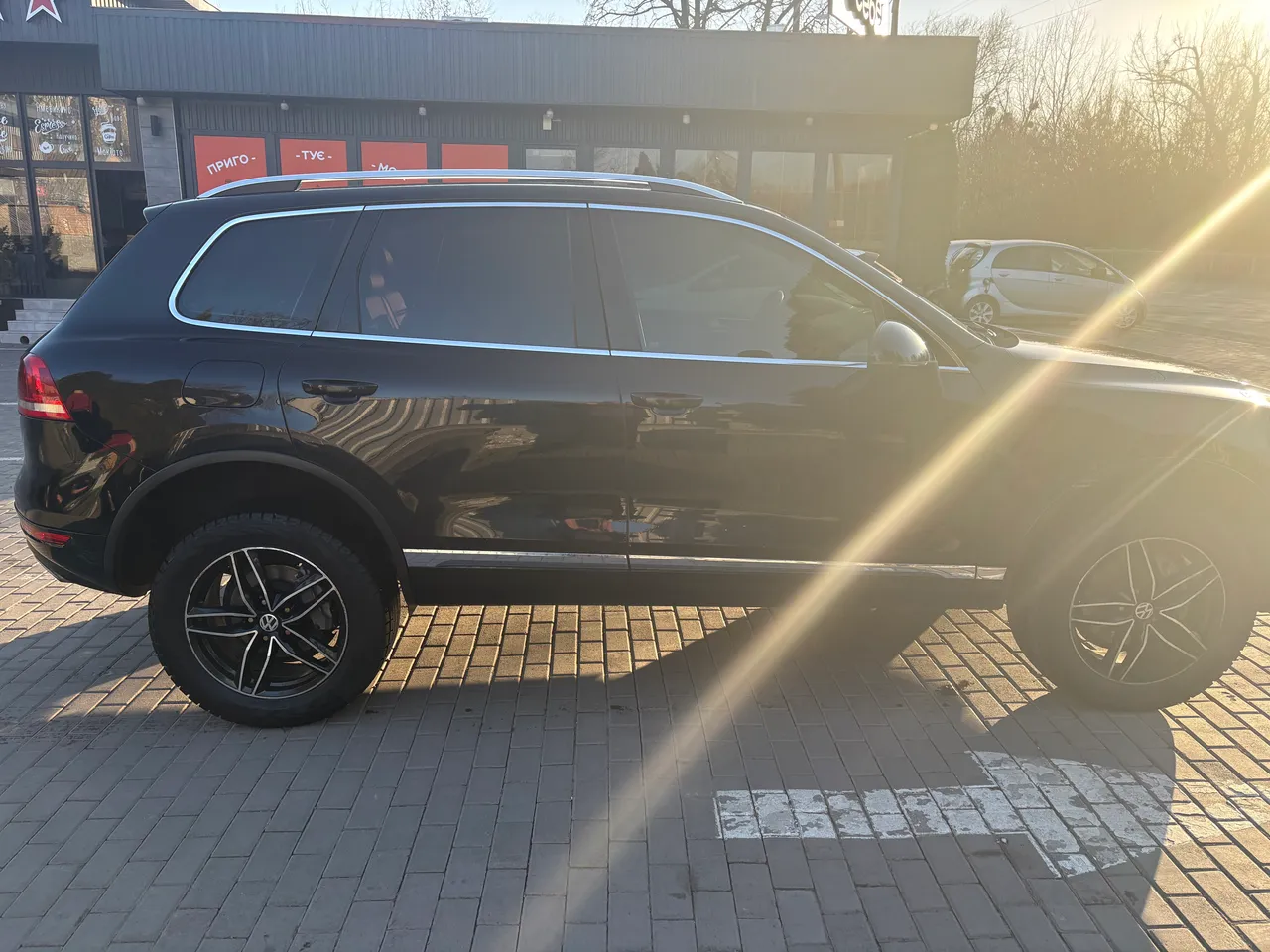 Volkswagen Touareg - фото 13