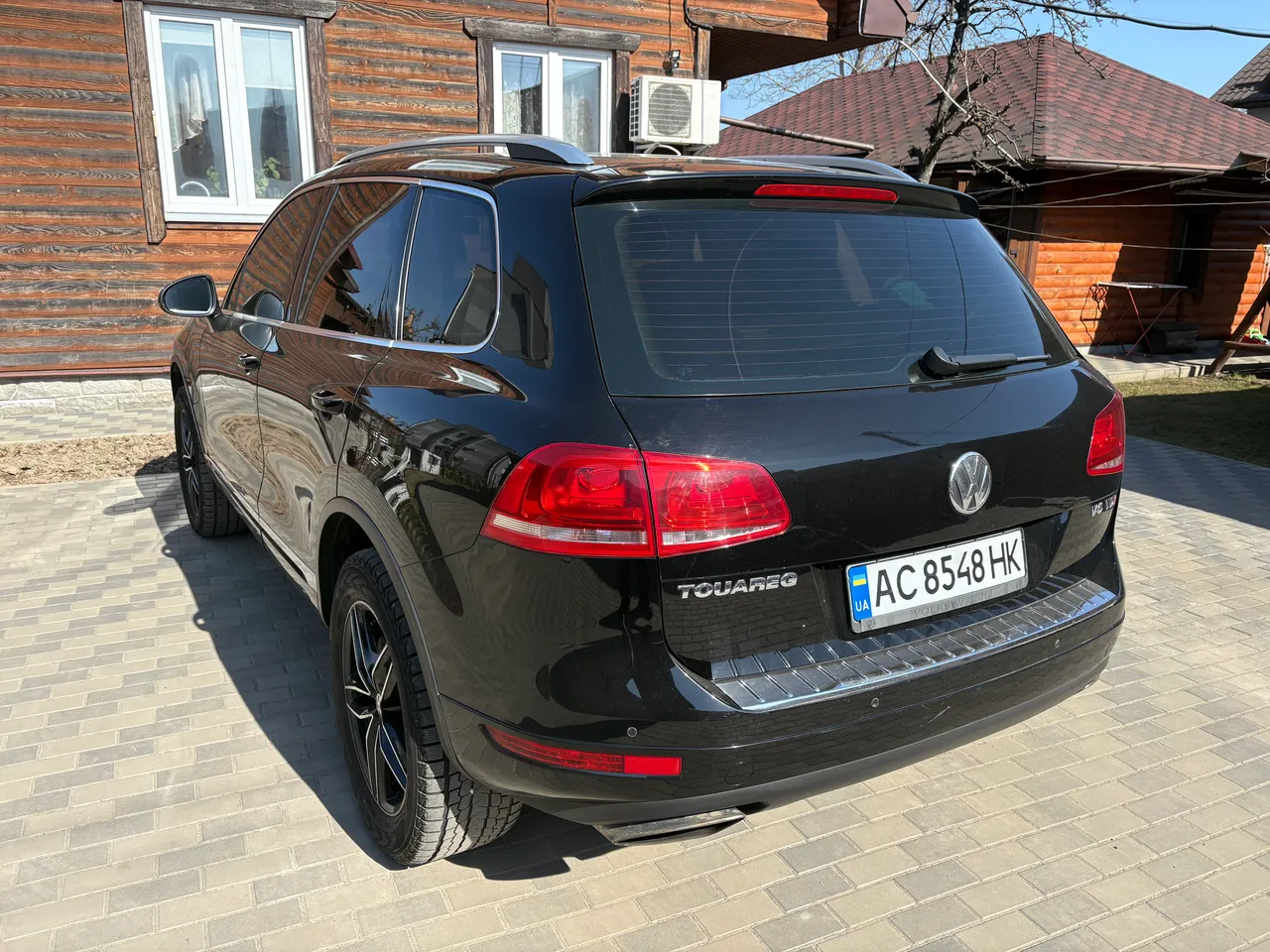 Volkswagen Touareg - фото 5