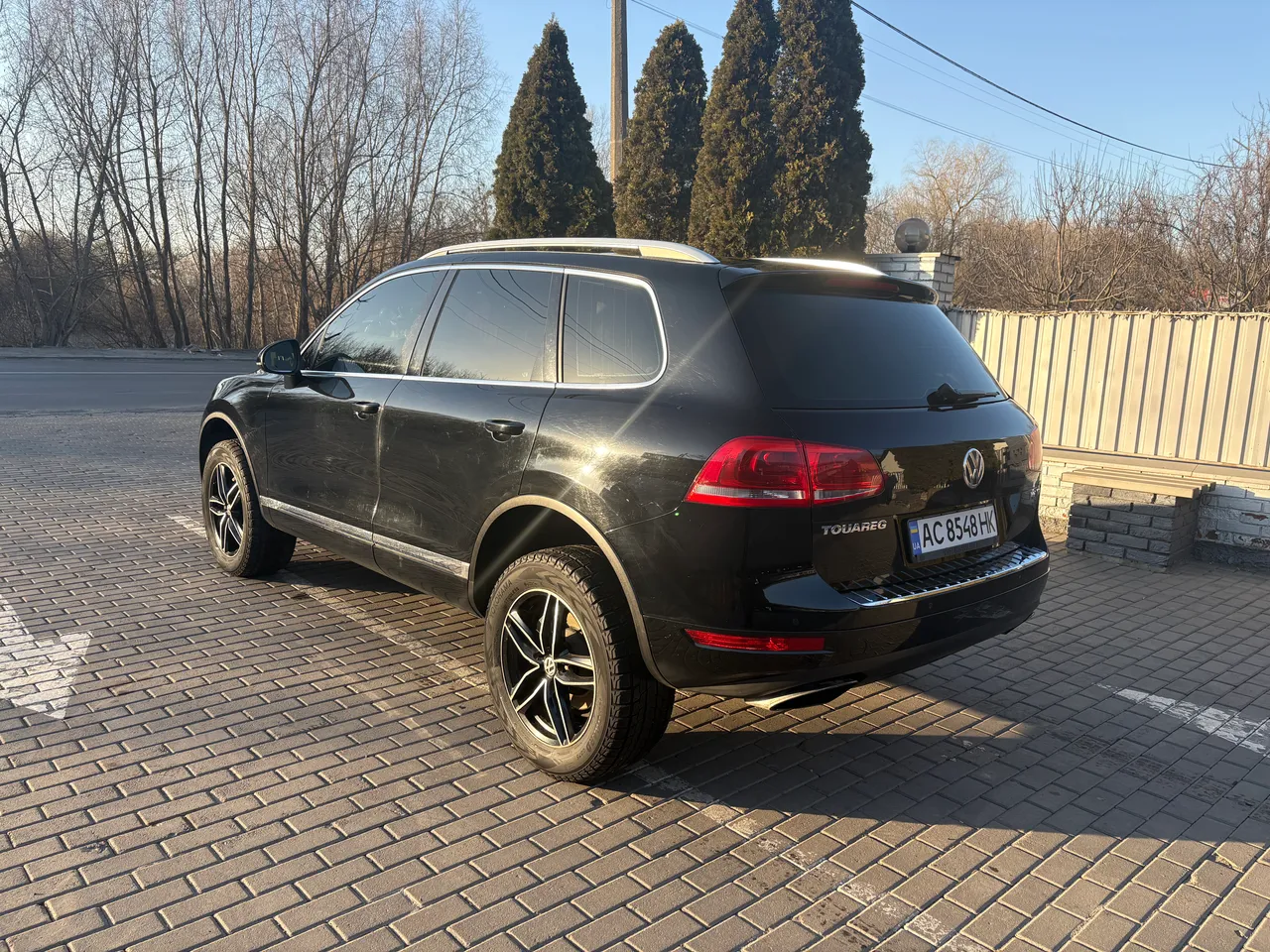 Volkswagen Touareg - фото 12
