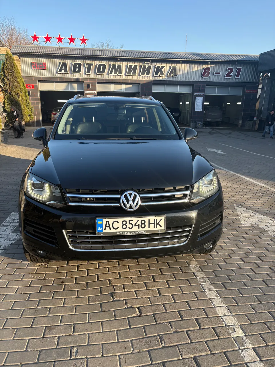 Volkswagen Touareg - фото 17